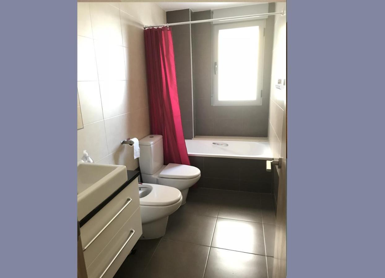 Stunning 2-Bed Apartment In Pego Eksteriør bilde